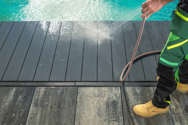 Why Choose Our Certified Pressure Washing Experts for Your Project Needs in Shawneetown, IL?