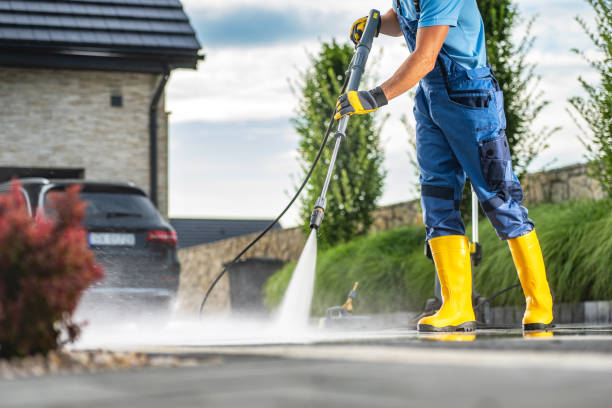 Best Sidewalk Pressure Washing  in Shawneetown, IL